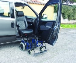 Turny Seat Lift for Saloon or Low Entry Vehicles